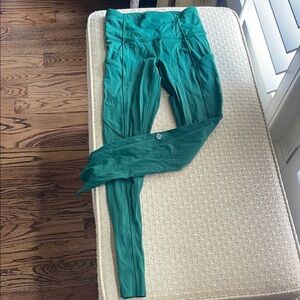 Lululemon Green High-Waisted Leggings size 2